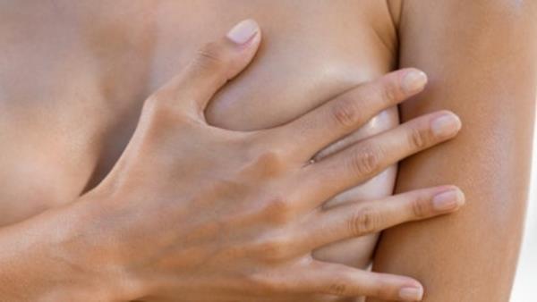 是什么导致怀孕期间乳头变黑?