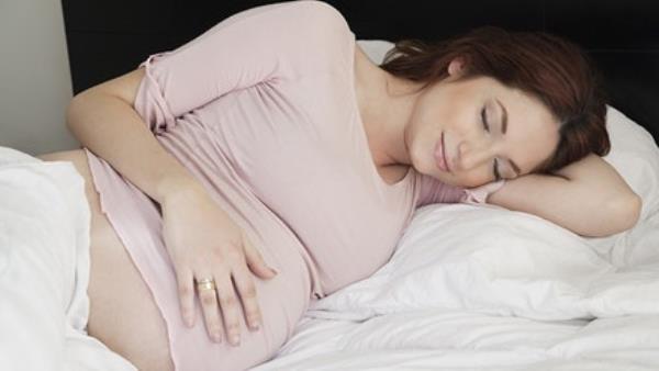 怀孕时如何安全舒适地睡觉
