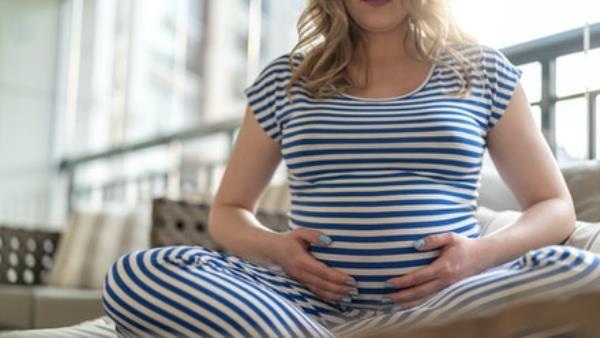 怀孕6个月:体征、症状和婴儿发育