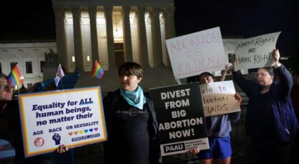 Politico:泄露的草案显示美国最高法院将废除堕胎权