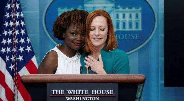 美国:白宫迎来第一位黑人、LGBTQ女性新闻秘书