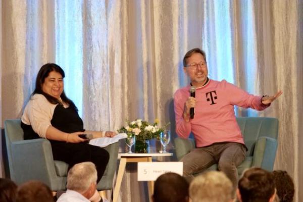 T-Mobile CEO谈SpaceX的交易，多元化，以及更多来自西雅图商会活动的采访
