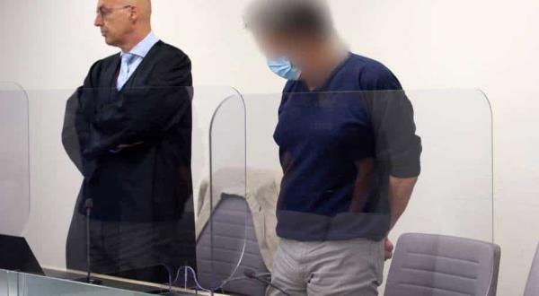 德国男子因新冠肺炎口罩规定杀死收银员被判无期徒刑