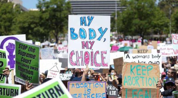 路易斯安那州一名携带无头胎儿的妇女跋涉2000多公里来到纽约堕胎