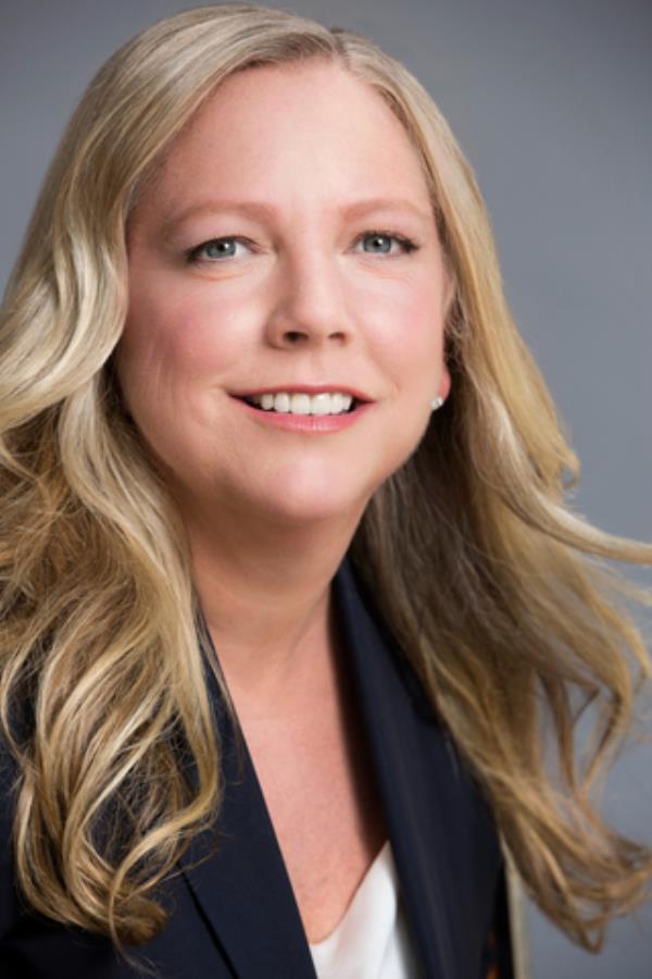 Expedia集团聘请Williams-Sonoma前领导人Julie Whalen担任新的首席财务官和执行副总裁