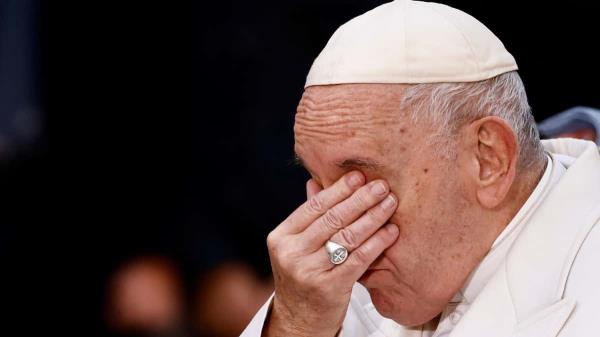 教皇方济各在公开祈祷中提到乌克兰的苦难时情绪激动