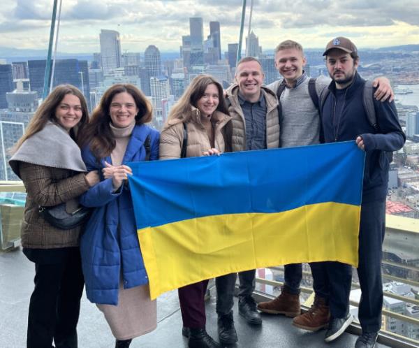乌克兰代表团访问西雅图，了解其生命科学集群和未来规划