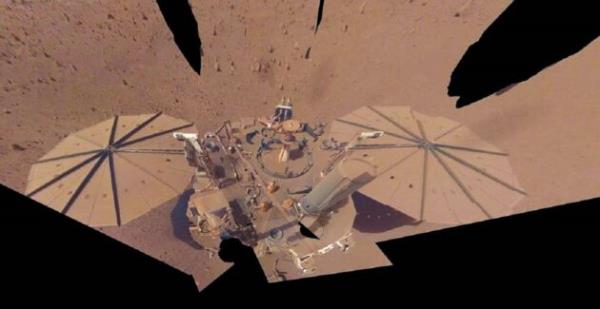 美国宇航局宣布“洞察号”火星着陆器任务结束，航空喷气机也加入了致敬行列