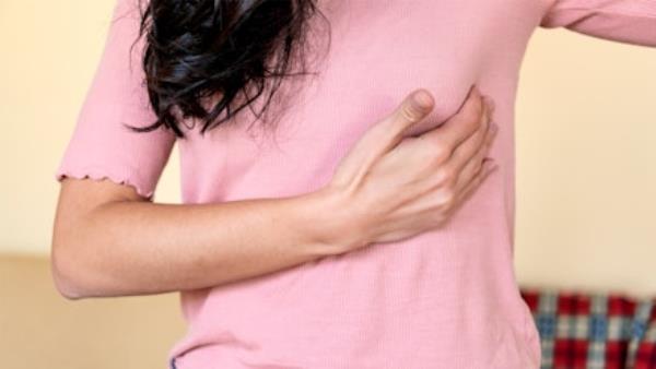 乳房疼痛是排卵的征兆吗?