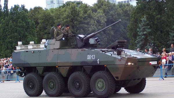 乌克兰向波兰订购100辆Rosomak装甲车