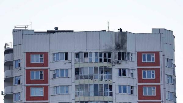莫斯科无人机袭击:俄罗斯指责乌克兰，称其为“恐怖袭击”