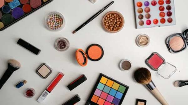 新西兰将在2026年禁止含有有毒“永久化学物质”的化妆品