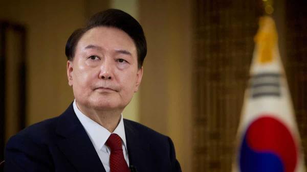 韩国总统尹富根称妻子的“迪奥包丑闻”是一种政治手段
