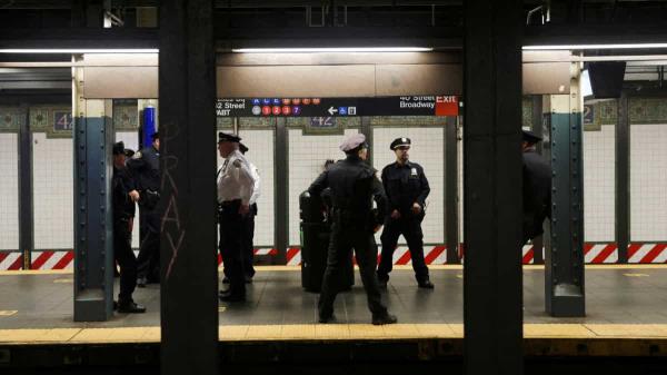 纽约:地铁站发生枪击事件，1人死亡，5人受伤;枪手在逃